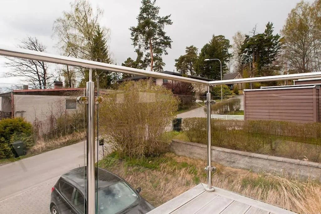 Stockholm - Villa With Pool & Sauna