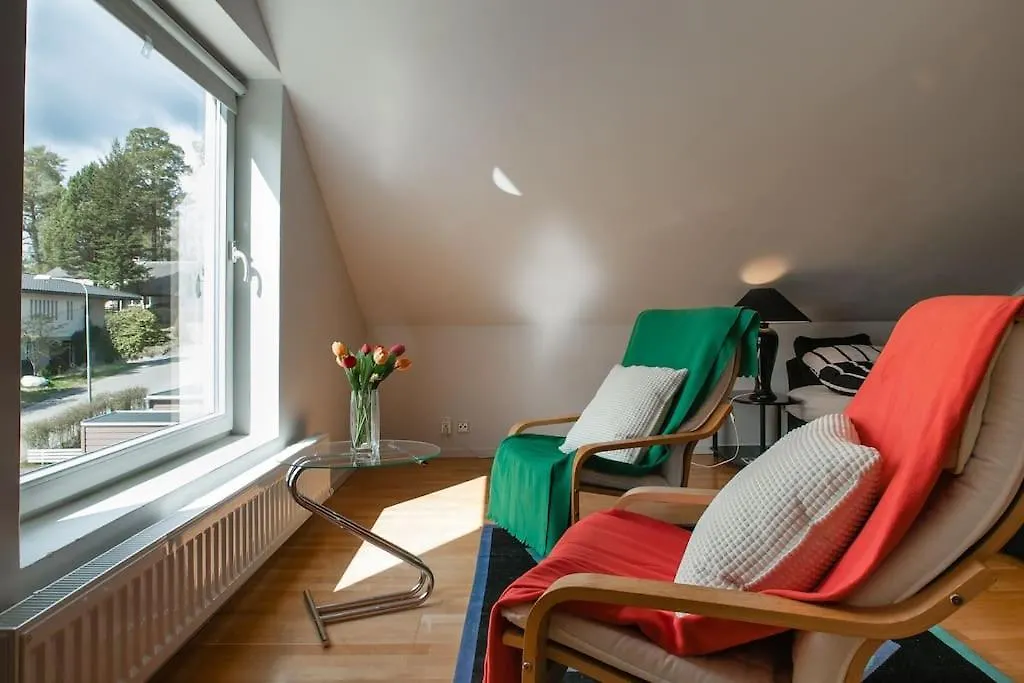 Stockholm - Villa With Pool & Sauna 0*,